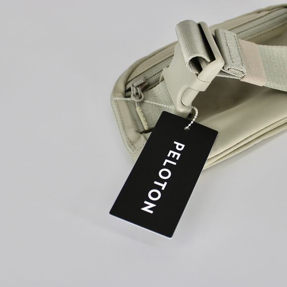 Lululemon Everywhere Belt Bag 1L in Raw Linen NEW - Picture 4 of 5